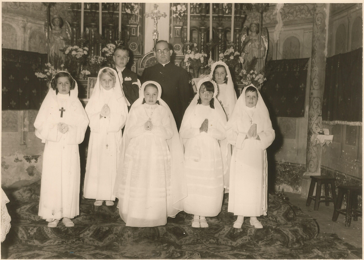 Communions solennelles dans l'église de Loisey en 1958