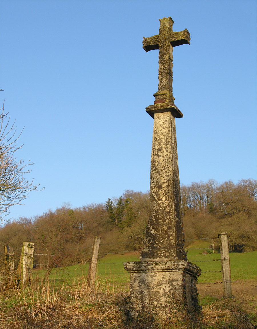 Croix de chemin à Loisey