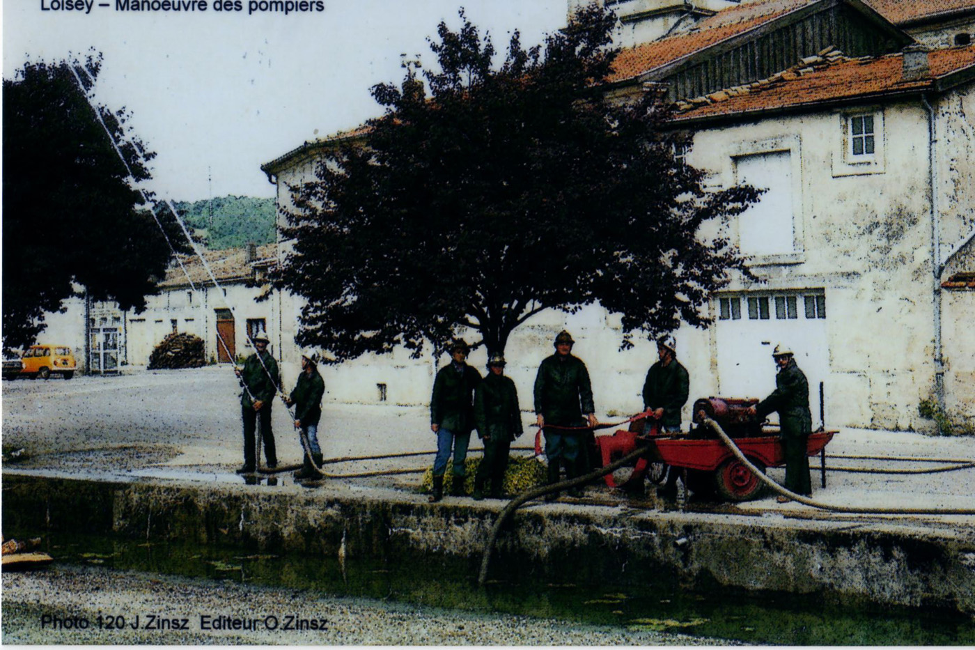 Manoeuvres des pompiers à Loisey dans les années 70