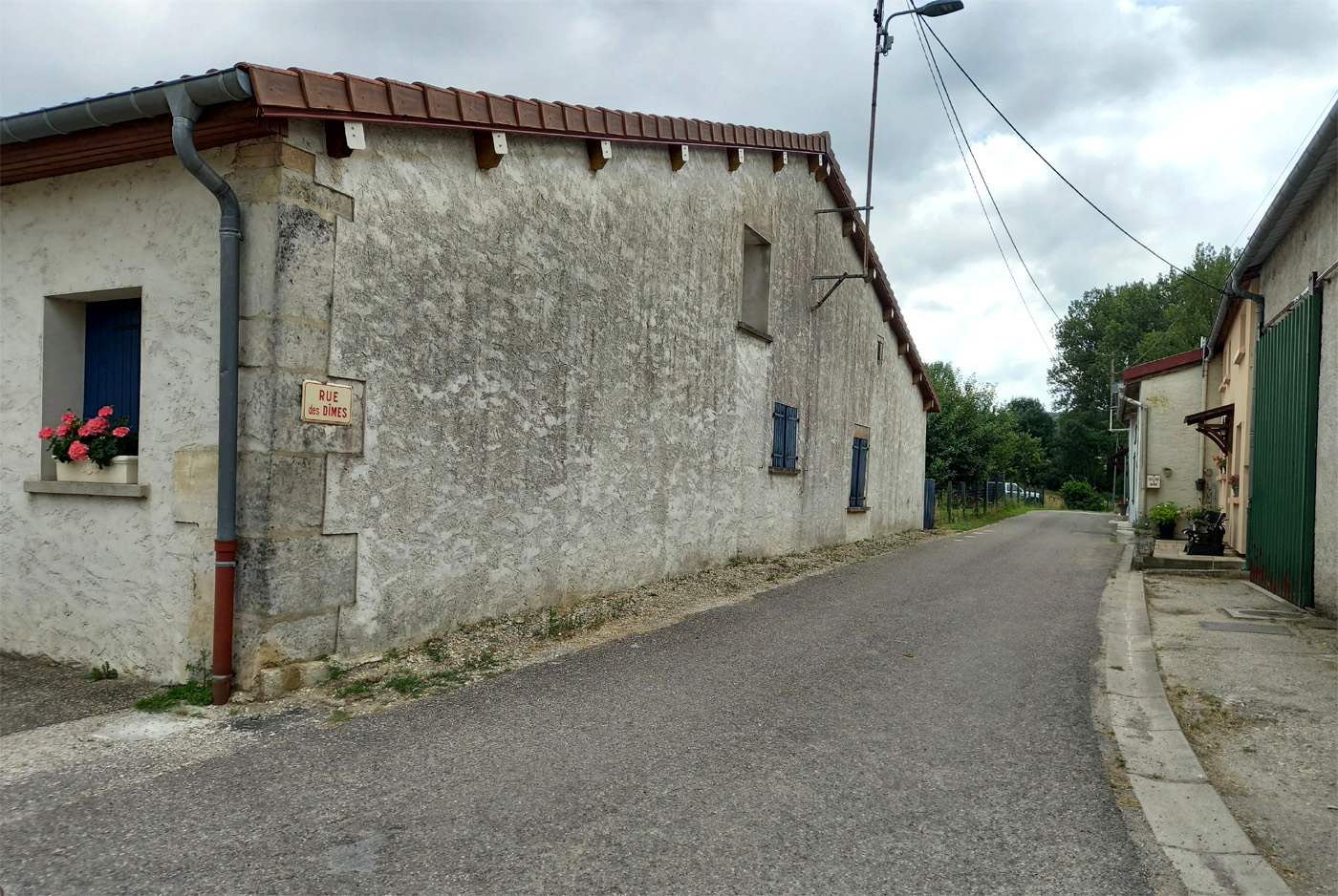 La rue des Dîmes à Loisey